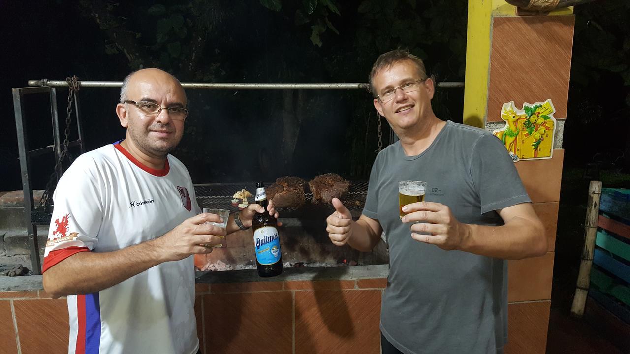 Hotel Y Residencial Amigos Puerto Iguazú Buitenkant foto